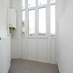 Apartment Cozy Design In Magheru *