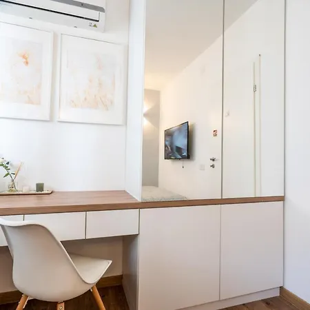 Cozy Design In Magheru Apartment