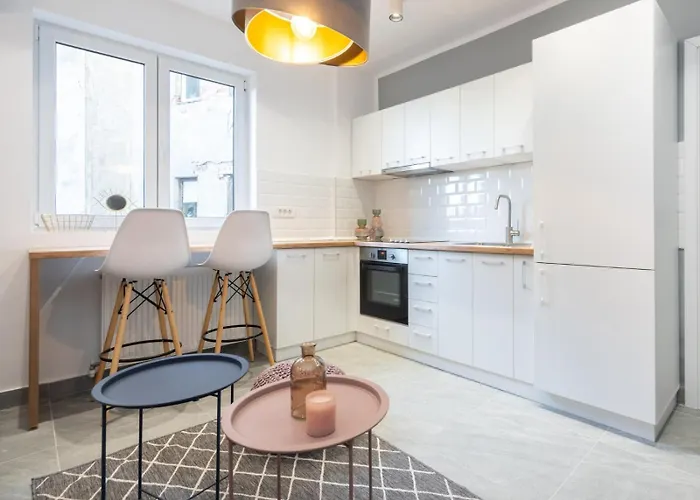 Cozy Design In Magheru 아파트