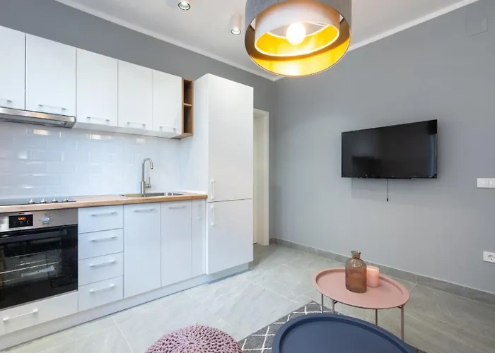 아파트 Cozy Design In Magheru 부쿠레슈티